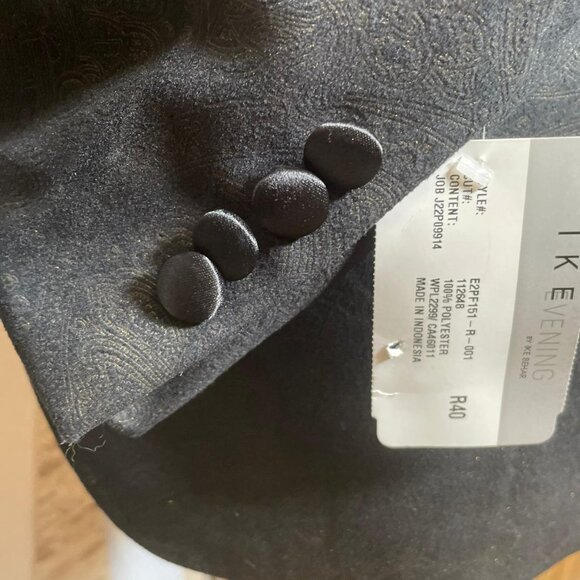 IKE BEHAR DINNER BLACK JACKET - Picture 9 of 10